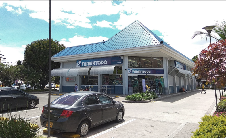 FARMATODO AV. BOYACÁ CON 53